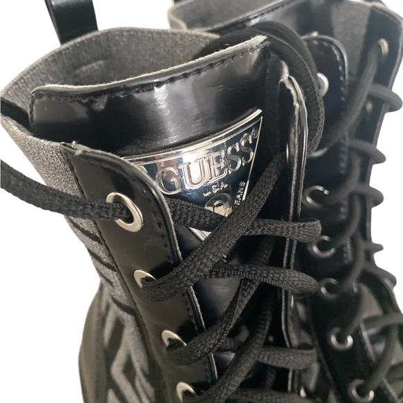 Guess Olinia Women’s Combat Boots 9.5 Black Vegan Patent Leather Silver Monogram - Picture 11 of 13